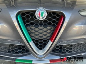 Alfa Romeo Giulia Front V Shield Grill Frame - Carbon Fiber - Italian Theme - Feroce Carbon